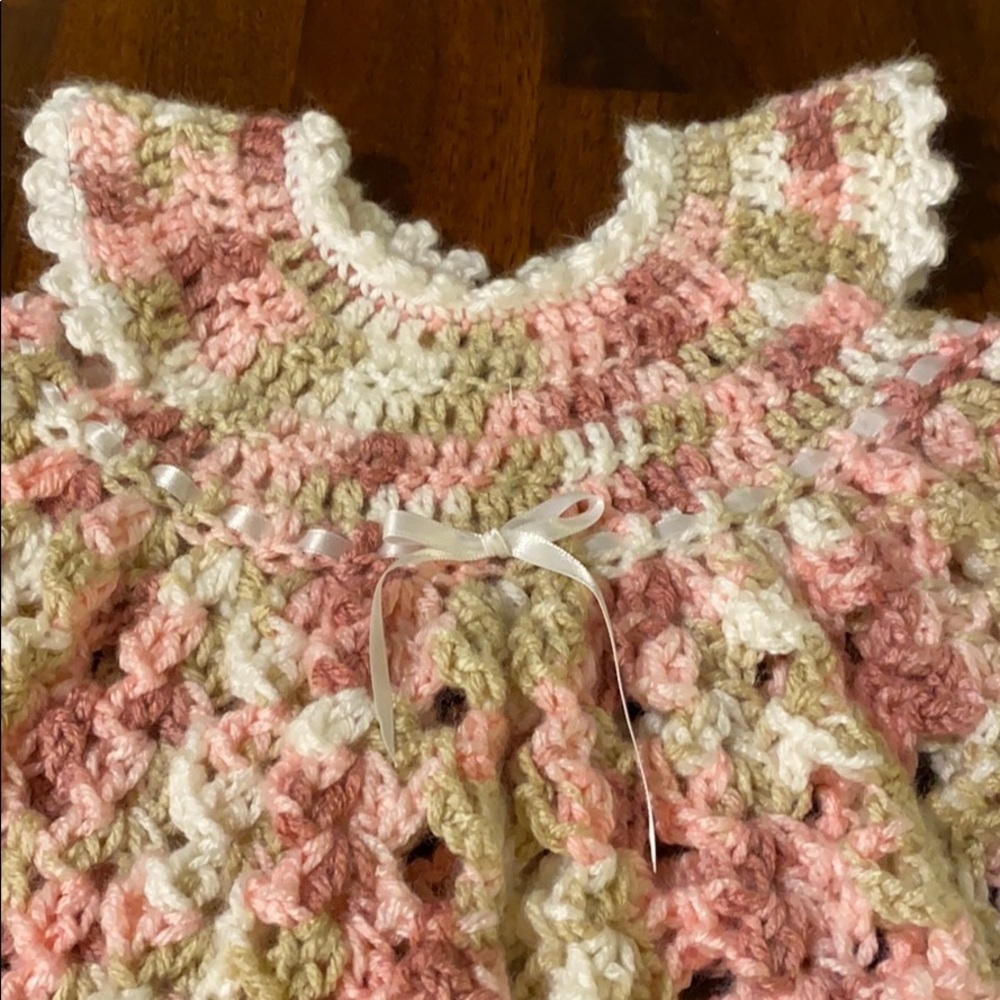 New 0 to 6 month baby dress. Handmade! - Picture 6 of 8